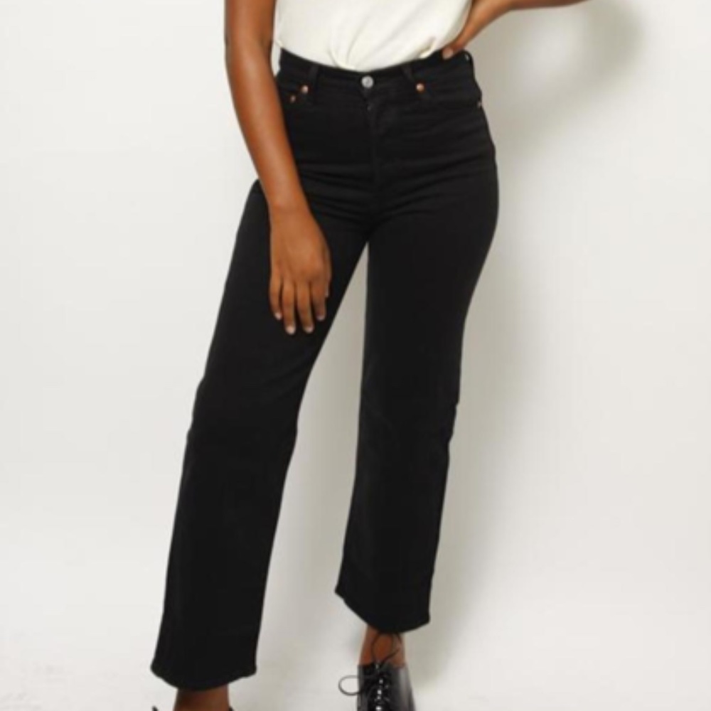 Black Levis Ribcage Straight